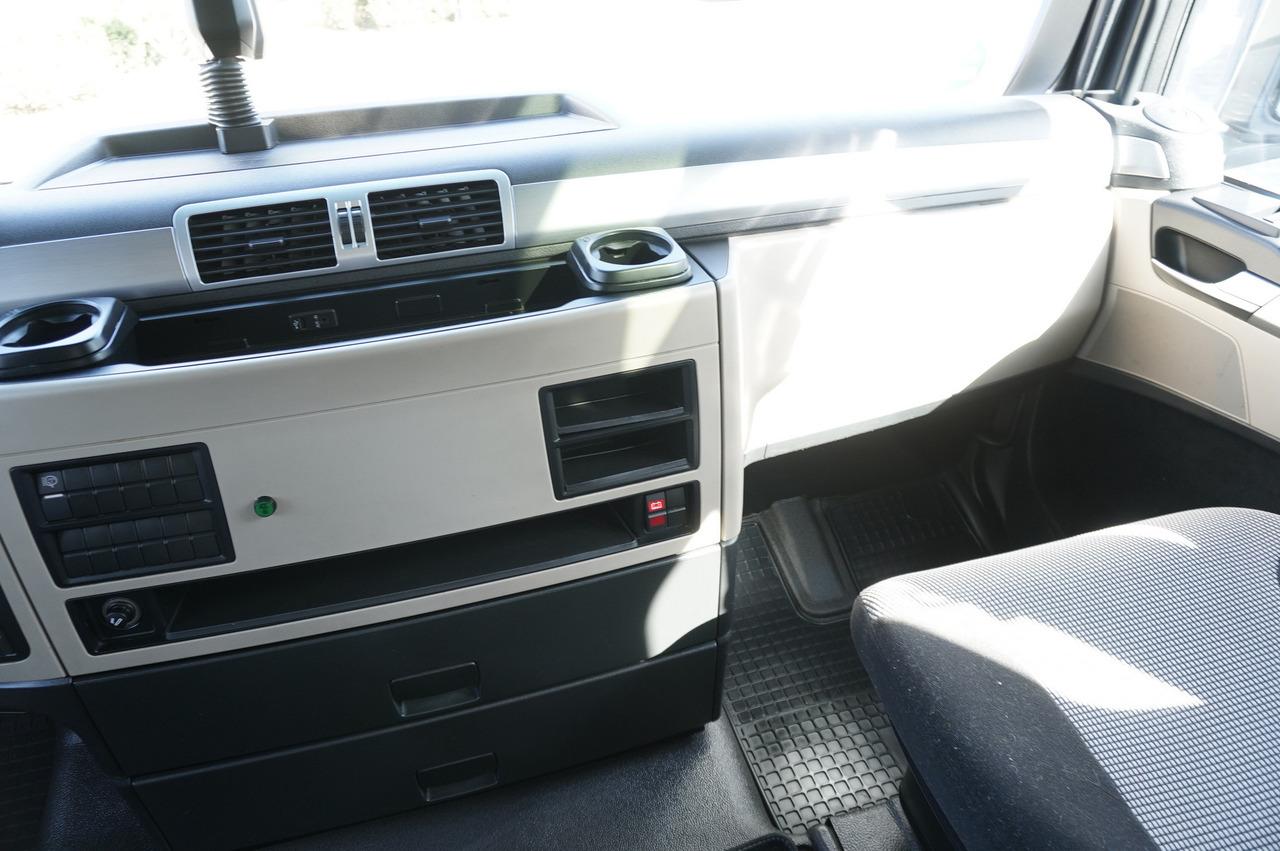 Рефрижератор MAN TGX 26.500 E6 XXL / Schmitz 19 pallets / Thermoking / steering axle: фото 37 Рефрижератор MAN TGX 26.500 E6 XXL / Schmitz 19 pallets / Thermoking / steering axle: фото 37