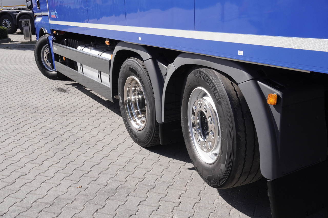 Рефрижератор MAN TGX 26.500 E6 XXL / Schmitz 19 pallets / Thermoking / steering axle: фото 12 Рефрижератор MAN TGX 26.500 E6 XXL / Schmitz 19 pallets / Thermoking / steering axle: фото 12