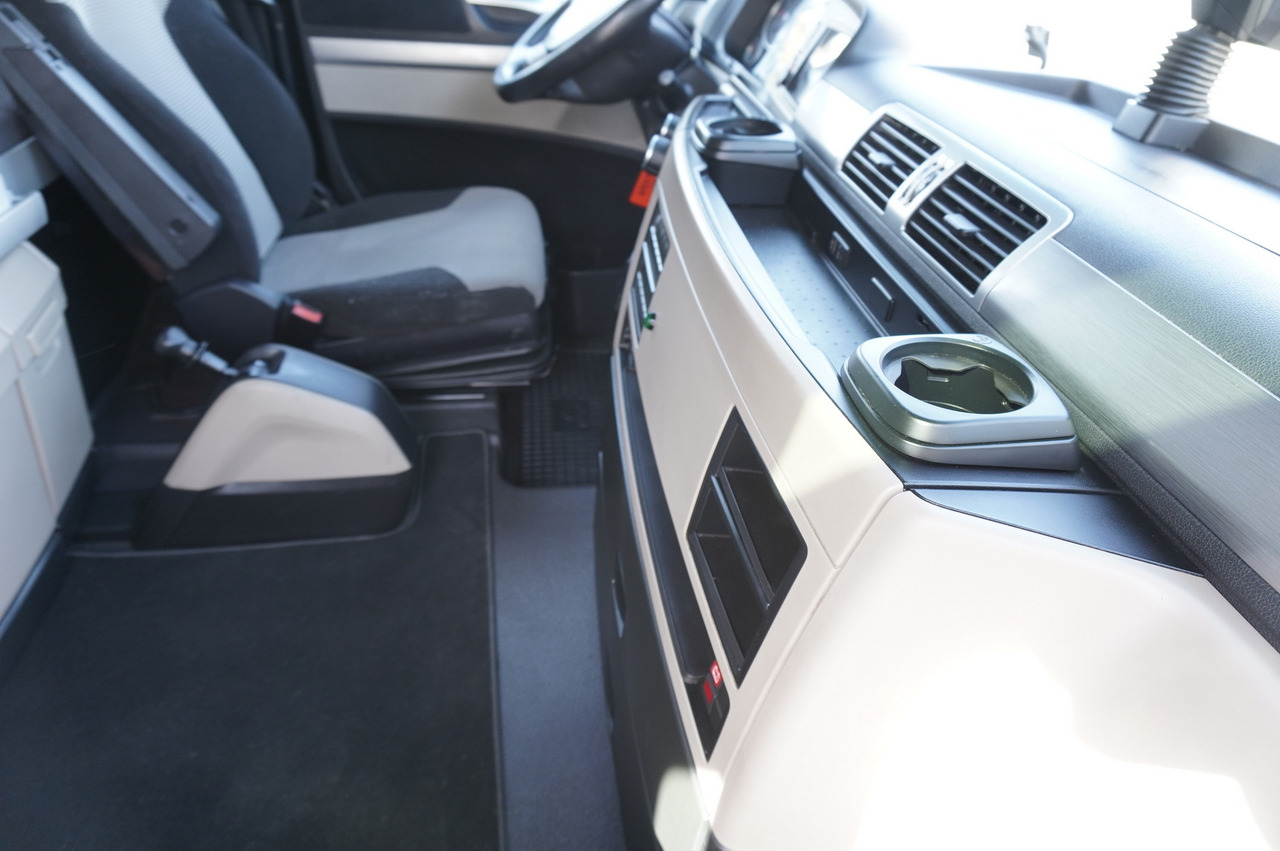 Рефрижератор MAN TGX 26.500 E6 XXL / Schmitz 19 pallets / Thermoking / steering axle: фото 41 Рефрижератор MAN TGX 26.500 E6 XXL / Schmitz 19 pallets / Thermoking / steering axle: фото 41