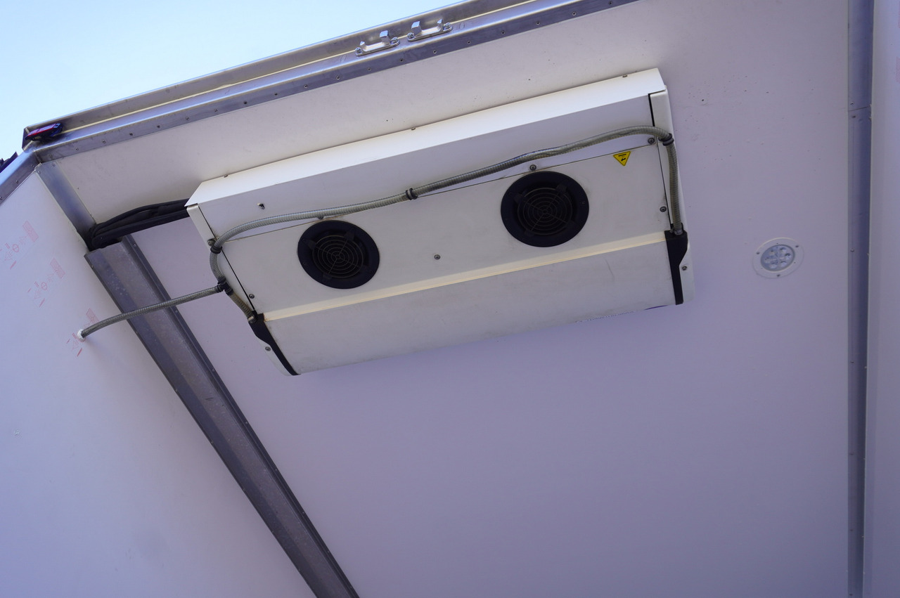 Рефрижератор MAN TGX 26.510 / 2022 / New Lamberet refrigerator bitemperature/ Carrier Supra 1150 MT / 4 units: фото 10