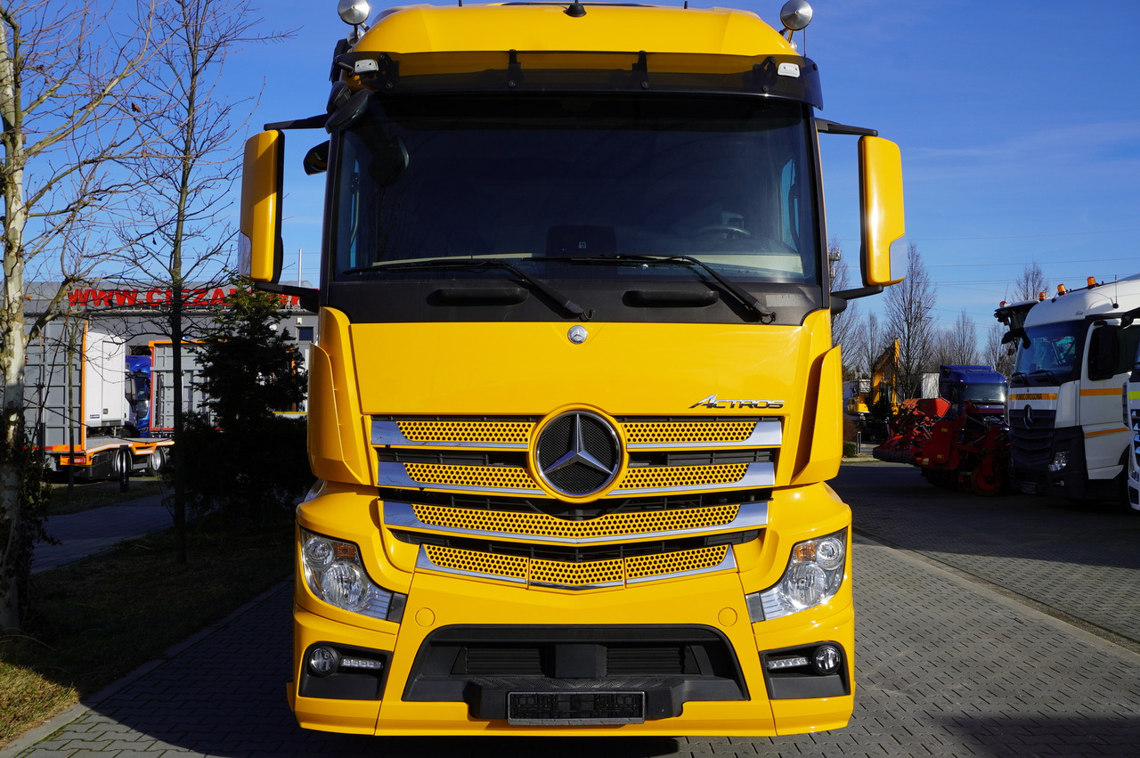 MERCEDES-BENZ Actros 2543 E6 6×2 / Refrigerated truck / ATP/FRC / 20 pallets / 260000 km!!! - Рефрижератор: фото 3 MERCEDES-BENZ Actros 2543 E6 6×2 / Refrigerated truck / ATP/FRC / 20 pallets / 260000 km!!! - Рефрижератор: фото 3