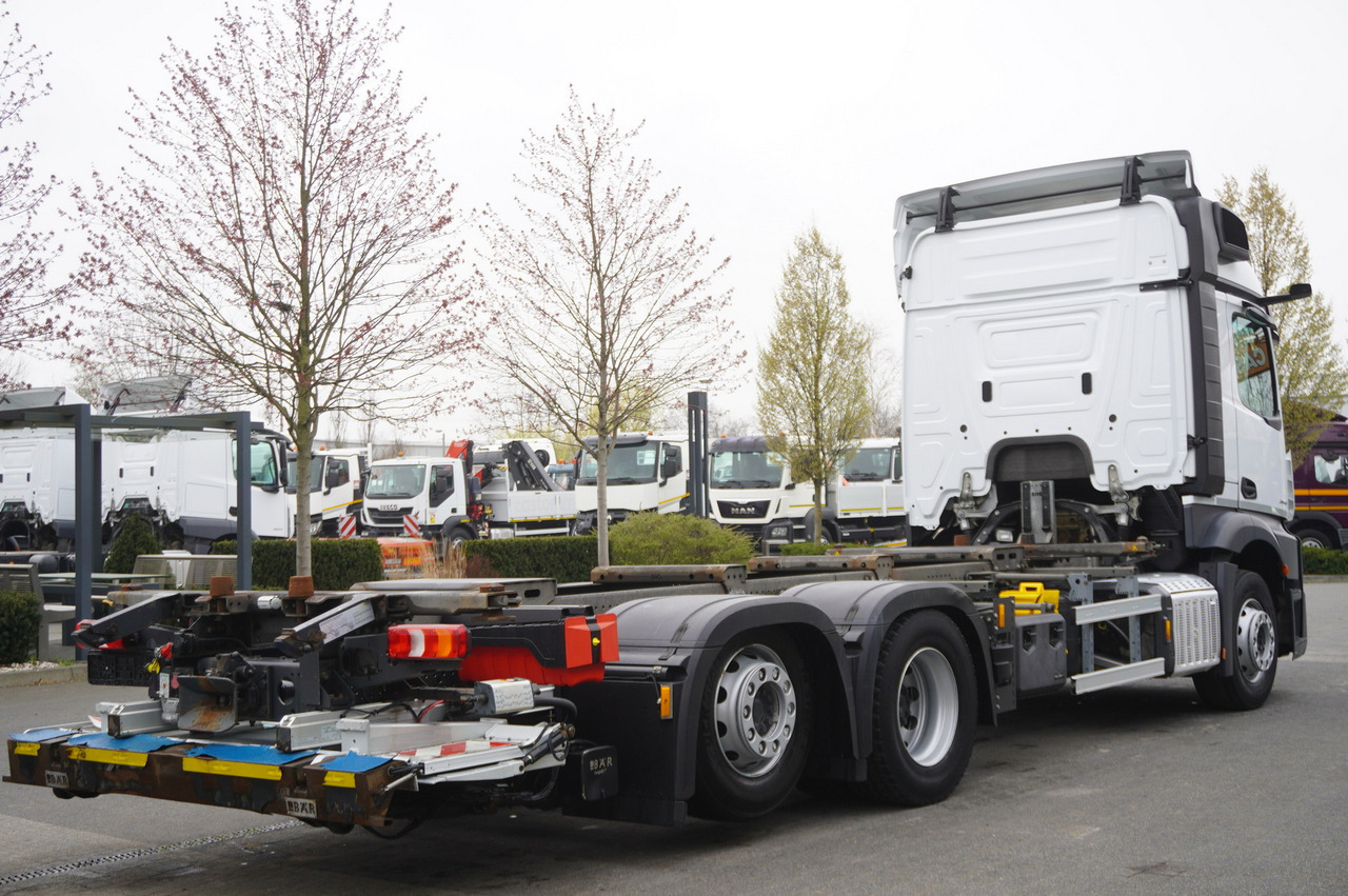 MERCEDES-BENZ Actros 2545 6×2 MP5 / ADR AT - Грузовик-контейнеровоз/ Сменный кузов: фото 3 MERCEDES-BENZ Actros 2545 6×2 MP5 / ADR AT - Грузовик-контейнеровоз/ Сменный кузов: фото 3