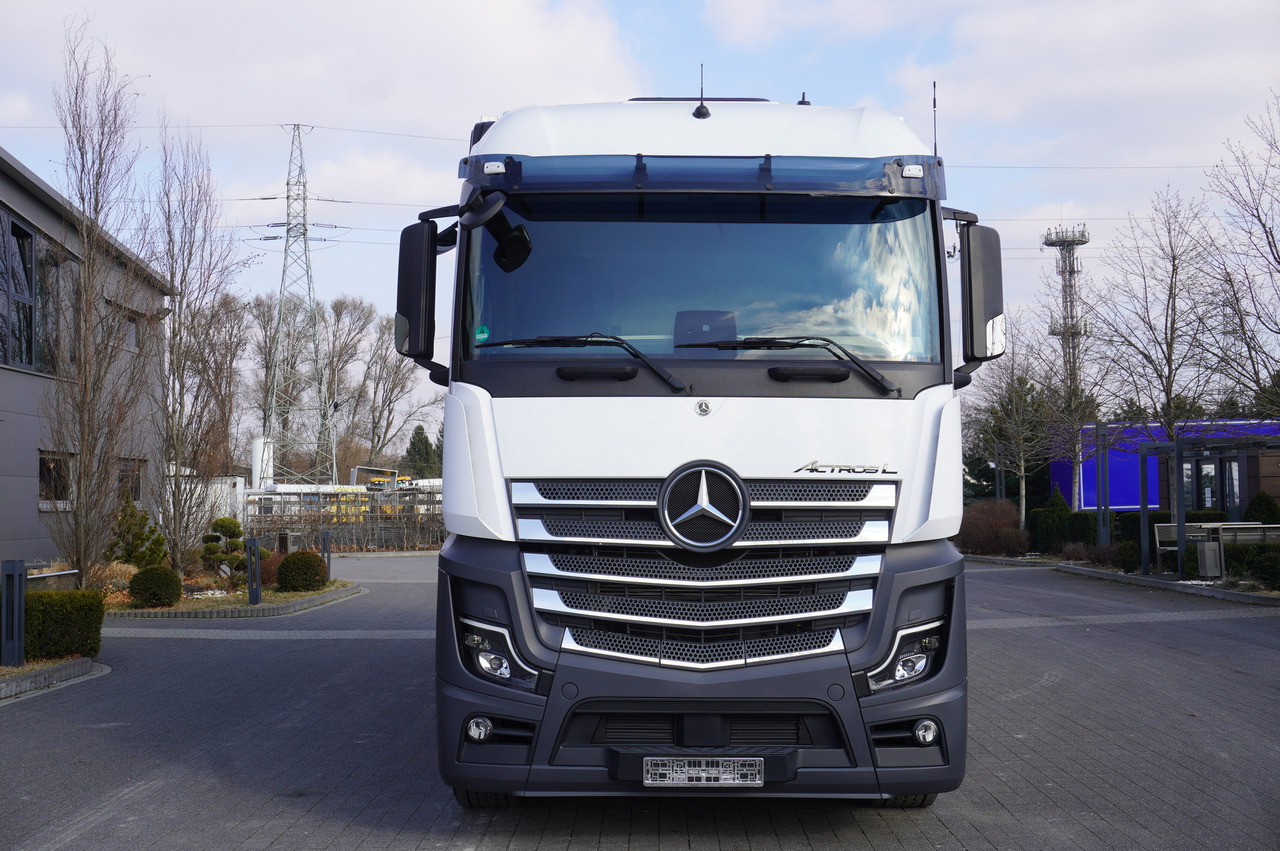 MERCEDES-BENZ Actros L 2545 / NEW Lamberet refrigerator / 2023 / 140 tho. km - Рефрижератор: фото 2 MERCEDES-BENZ Actros L 2545 / NEW Lamberet refrigerator / 2023 / 140 tho. km - Рефрижератор: фото 2