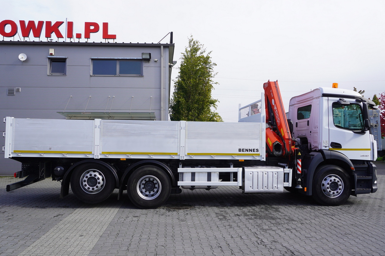 MERCEDES-BENZ Antos 2540 / Flatbed 15 EPAL / Fassi F165 / 6.1 t / 8 m reach / remote control / rotator / 1600 MTH / steered axle - Грузовик бортовой/ Платформа, Автоманипулятор: фото 3 MERCEDES-BENZ Antos 2540 / Flatbed 15 EPAL / Fassi F165 / 6.1 t / 8 m reach / remote control / rotator / 1600 MTH / steered axle - Грузовик бортовой/ Платформа, Автоманипулятор: фото 3