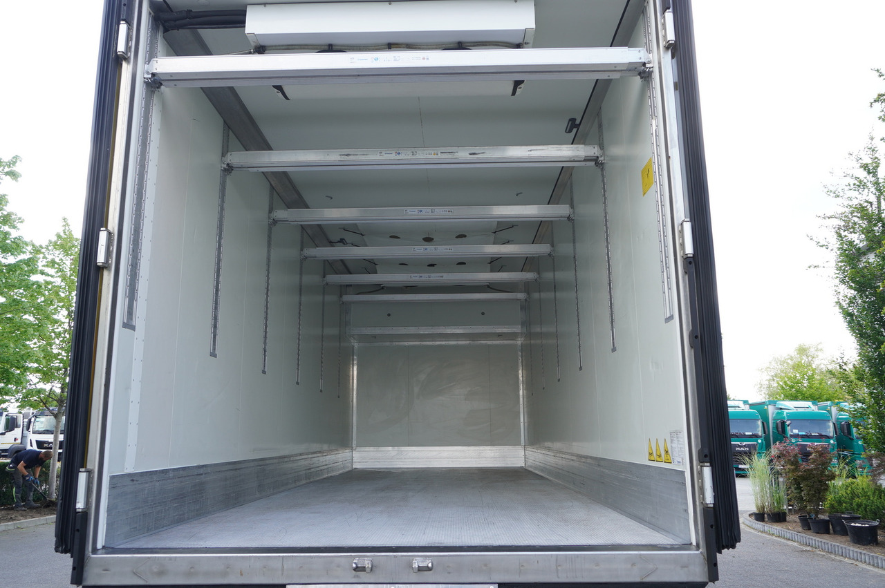 MERCEDES-BENZ Mercedes-Benz Actros 2548 MP5 / Krone Refrigerator Multitemperature / Doppelstock 36 EPAL / GIGA Space cab - Рефрижератор: фото 4 MERCEDES-BENZ Mercedes-Benz Actros 2548 MP5 / Krone Refrigerator Multitemperature / Doppelstock 36 EPAL / GIGA Space cab - Рефрижератор: фото 4