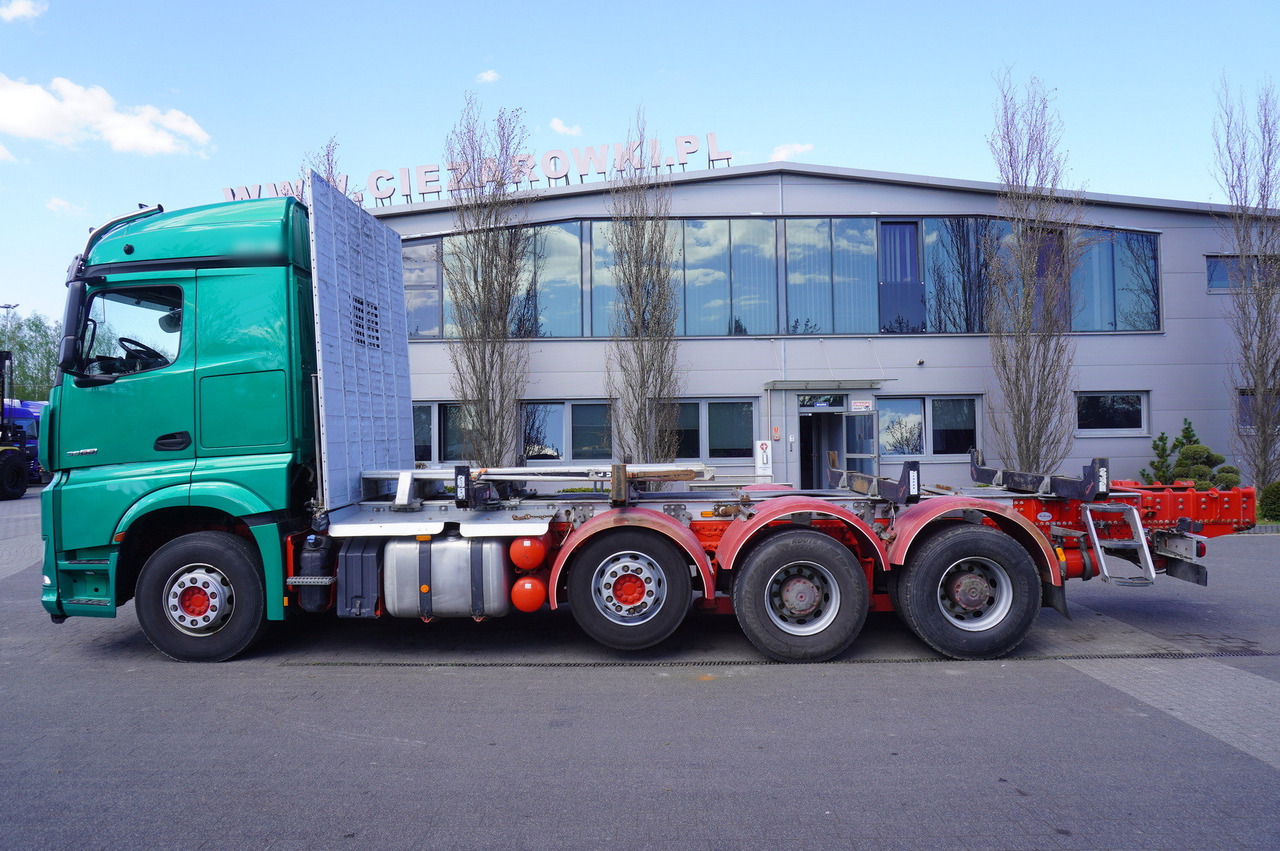 Mercedes-Benz Actros 3563 8 × 4 / 630 HP / steered axle / Logging superstructure - Лесовоз: фото 4 Mercedes-Benz Actros 3563 8 × 4 / 630 HP / steered axle / Logging superstructure - Лесовоз: фото 4