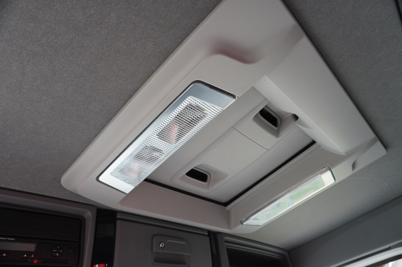 Самосвал, Автоманипулятор RENAULT K380 6×4 / FASSI F175 crane 7.85 t / 120 thousand km! / 2-sided tipper: фото 30