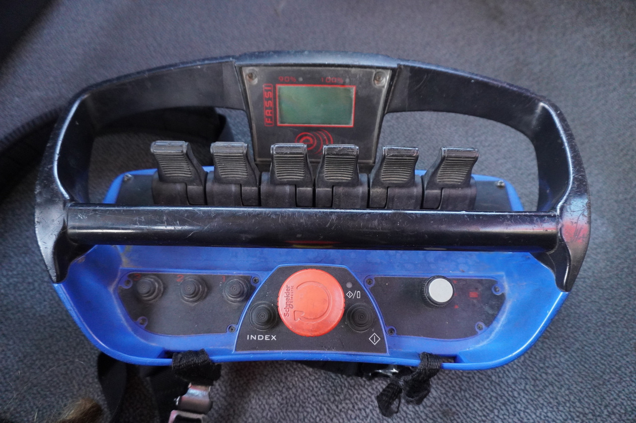 Автоманипулятор RENAULT RENAULT C280 DTI 8 / FASSI crane 5.6 T / 560 MTH / range 8 m / Flatbed 15 EPAL [ Copy ]: фото 24