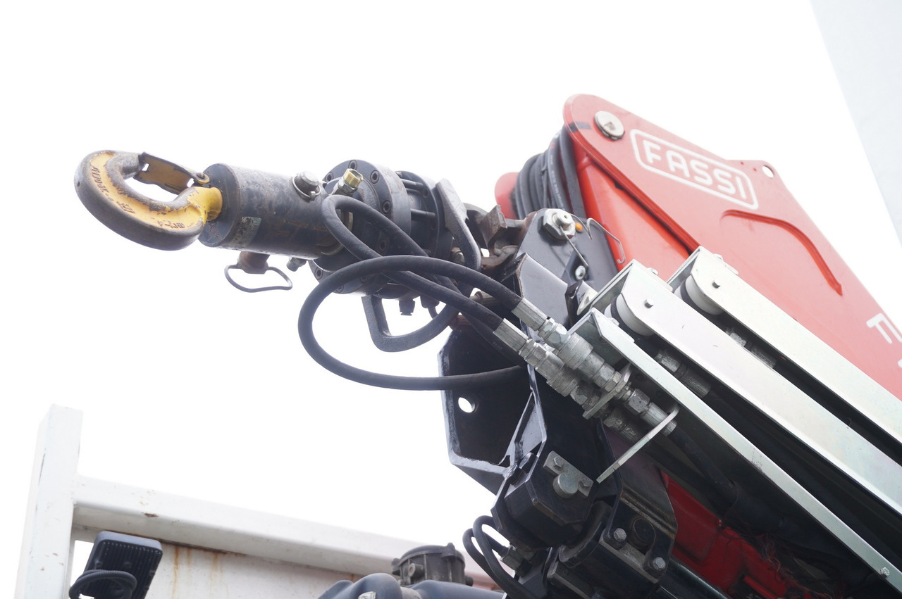 Автоманипулятор RENAULT RENAULT C280 DTI 8 / FASSI crane 5.6 T / 560 MTH / range 8 m / Flatbed 15 EPAL: фото 16 Автоманипулятор RENAULT RENAULT C280 DTI 8 / FASSI crane 5.6 T / 560 MTH / range 8 m / Flatbed 15 EPAL: фото 16