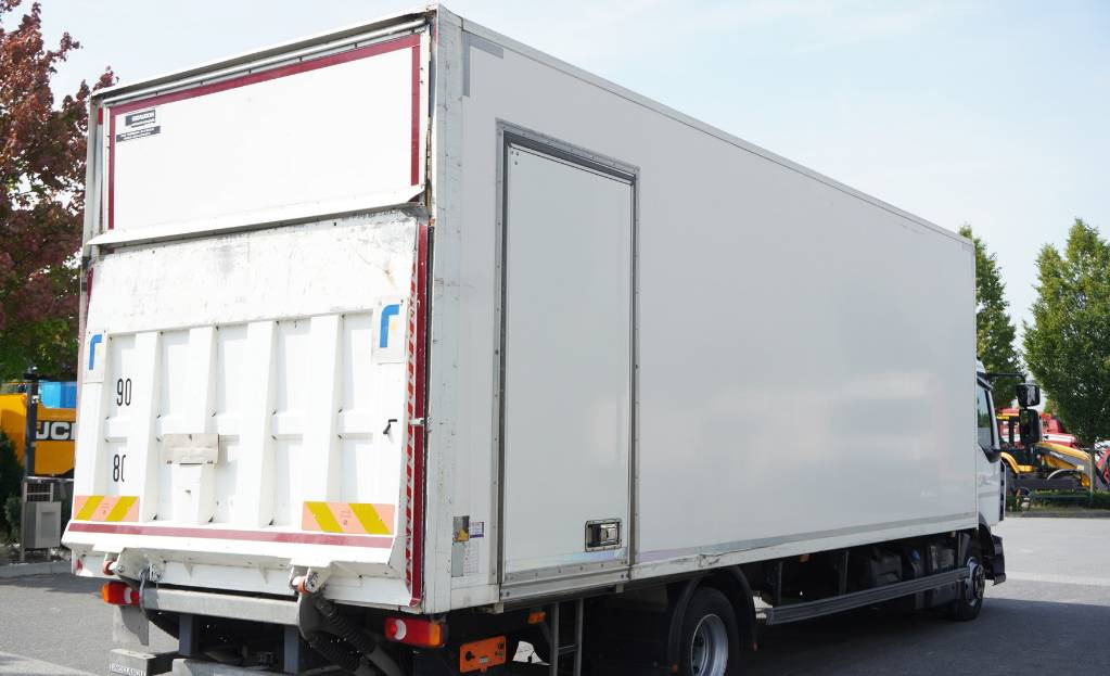 RENAULT Renault D12 E6 / Container 18 pallets / tail lift - Грузовик с закрытым кузовом: фото 5 RENAULT Renault D12 E6 / Container 18 pallets / tail lift - Грузовик с закрытым кузовом: фото 5