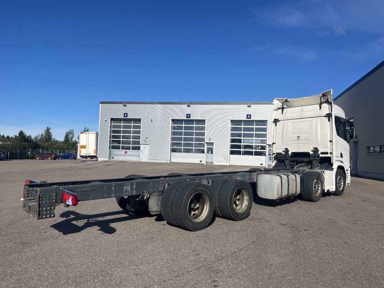 SCANIA R 540 B8x4NB / Truck chassis / Sleeper cab - Грузовик-шасси: фото 2 SCANIA R 540 B8x4NB / Truck chassis / Sleeper cab - Грузовик-шасси: фото 2