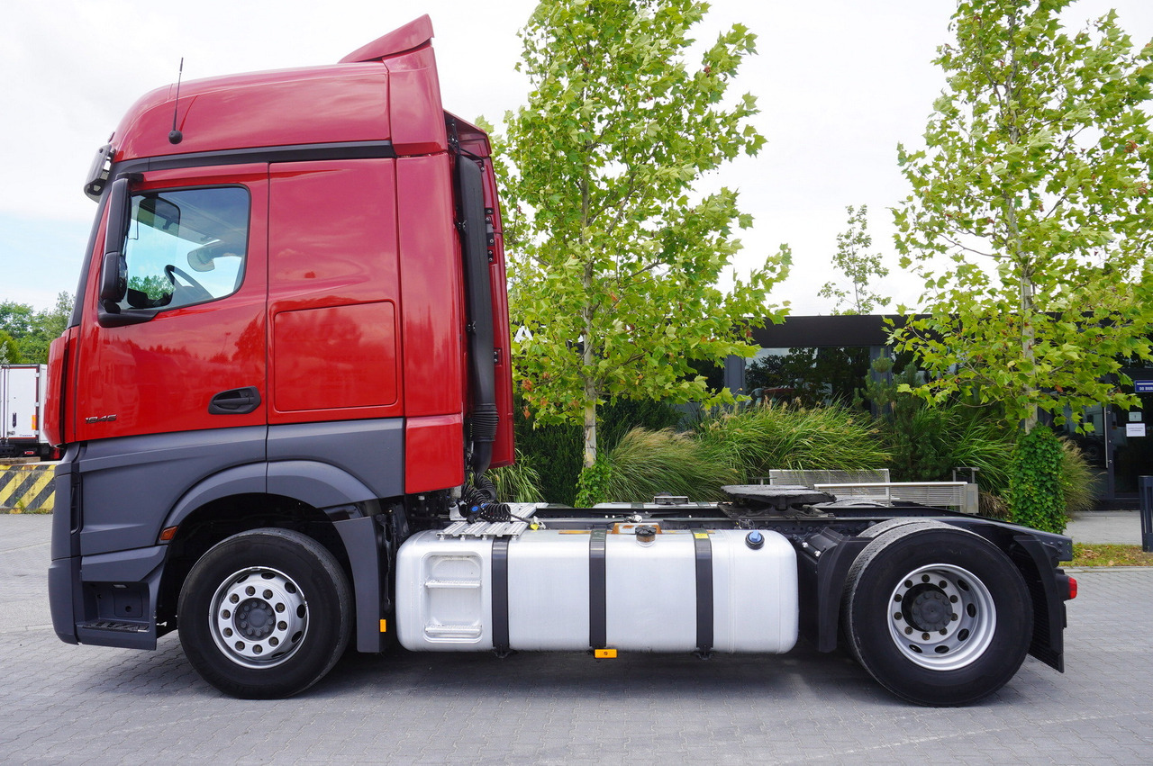 MERCEDES-BENZ Actros 1845 L Big Space / 2023 tractor unit / 2 units - Тягач: фото 2 MERCEDES-BENZ Actros 1845 L Big Space / 2023 tractor unit / 2 units - Тягач: фото 2
