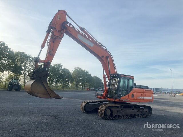 2011 Doosan DX300LC (Inoperable) Tracked Excavator - Гусеничный экскаватор: фото 1 2011 Doosan DX300LC (Inoperable) Tracked Excavator - Гусеничный экскаватор: фото 1