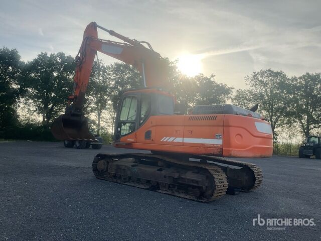 2011 Doosan DX300LC (Inoperable) Tracked Excavator - Гусеничный экскаватор: фото 4 2011 Doosan DX300LC (Inoperable) Tracked Excavator - Гусеничный экскаватор: фото 4