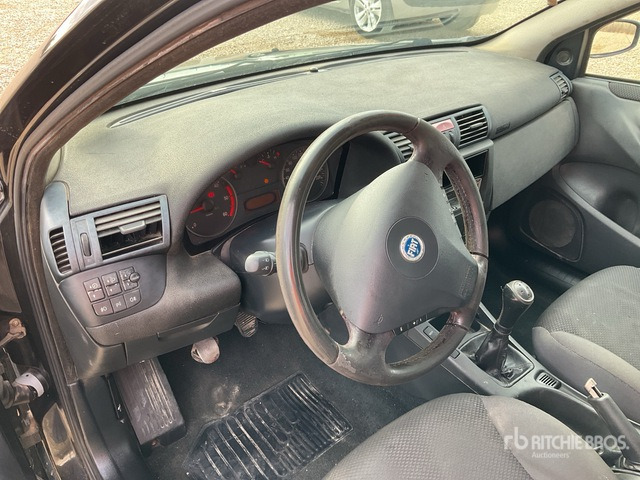 2003 Fiat Stilo Automobile - Легковой автомобиль: фото 5 2003 Fiat Stilo Automobile - Легковой автомобиль: фото 5