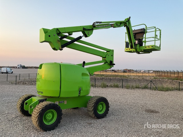 2008 JLG 450AJ 4WD Diesel Articulating Boom Lift - Коленчатый подъемник: фото 1 2008 JLG 450AJ 4WD Diesel Articulating Boom Lift - Коленчатый подъемник: фото 1