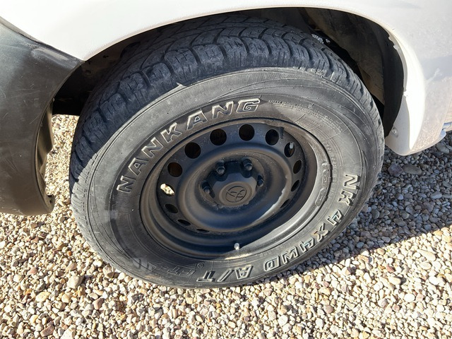 2015 Toyota Hilux 4x4 Crew Cab Pickup - Пикап: фото 5 2015 Toyota Hilux 4x4 Crew Cab Pickup - Пикап: фото 5