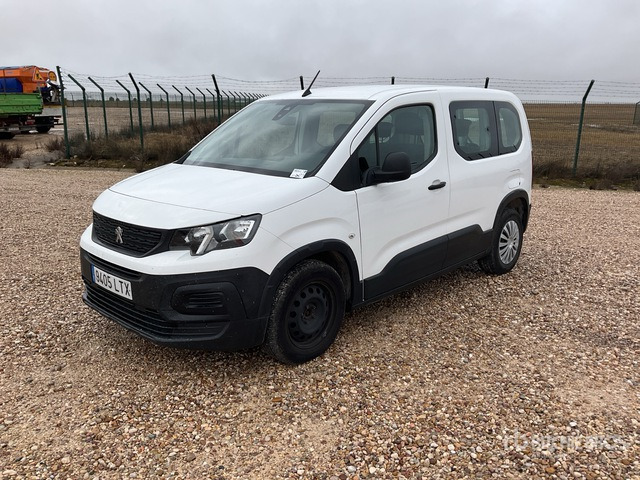 2021 Peugeot Rifter Rifter 5 Passenger Van - Микроавтобус, Пассажирский фургон: фото 1 2021 Peugeot Rifter Rifter 5 Passenger Van - Микроавтобус, Пассажирский фургон: фото 1