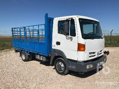 NISSAN ATLEON 4x2 - Грузовик бортовой/ Платформа: фото 4 NISSAN ATLEON 4x2 - Грузовик бортовой/ Платформа: фото 4