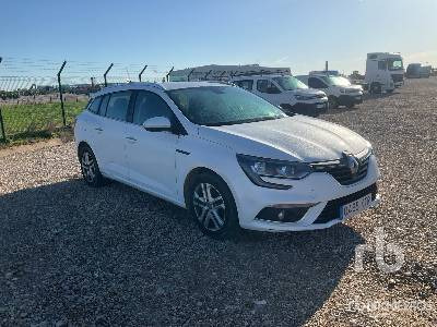 RENAULT MEGANE - Легковой автомобиль: фото 4 RENAULT MEGANE - Легковой автомобиль: фото 4