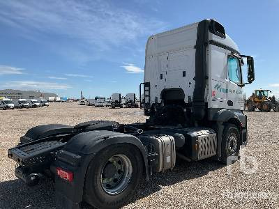 MERCEDES-BENZ ACTROS 1845LS 4x2 - Тягач: фото 3 MERCEDES-BENZ ACTROS 1845LS 4x2 - Тягач: фото 3