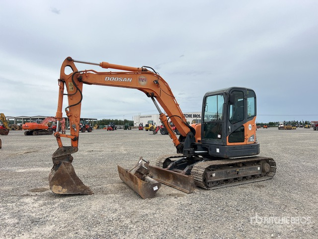 2009 Doosan DX80R Tracked Excavator - Гусеничный экскаватор: фото 1 2009 Doosan DX80R Tracked Excavator - Гусеничный экскаватор: фото 1