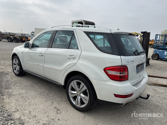 2009 Mercedes-Benz ML 350 (Inoperable) SUV - Внедорожник: фото 2 2009 Mercedes-Benz ML 350 (Inoperable) SUV - Внедорожник: фото 2