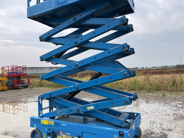2010 Genie GS3246 Electric Scissor Lift - Ножничный подъемник: фото 5 2010 Genie GS3246 Electric Scissor Lift - Ножничный подъемник: фото 5