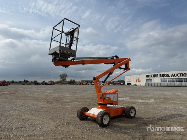 2013 Nifty-Lift HR12NE Electric Articulating Boom Lift - Коленчатый подъемник: фото 2 2013 Nifty-Lift HR12NE Electric Articulating Boom Lift - Коленчатый подъемник: фото 2