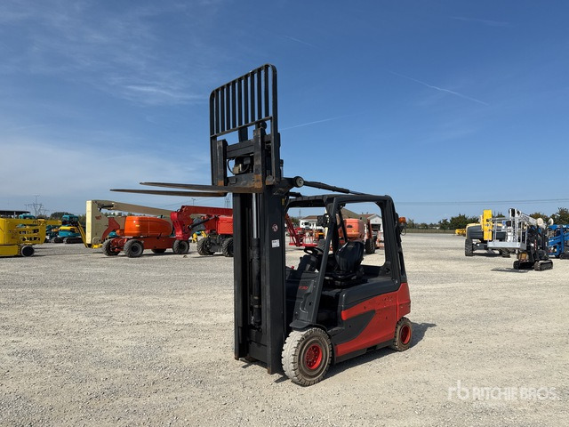 2014 Linde E30L-01 3000 kg Electric Forklift - Электропогрузчик: фото 1 2014 Linde E30L-01 3000 kg Electric Forklift - Электропогрузчик: фото 1