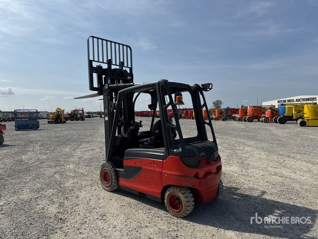 2014 Linde E30L-01 3000 kg Electric Forklift - Электропогрузчик: фото 3 2014 Linde E30L-01 3000 kg Electric Forklift - Электропогрузчик: фото 3