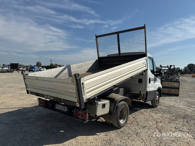 2015 Iveco Daily 35-110 Autocarro ribaltabile: carichi leggeri - Малотоннажный самосвал: фото 3 2015 Iveco Daily 35-110 Autocarro ribaltabile: carichi leggeri - Малотоннажный самосвал: фото 3