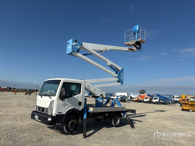 2016 Nissan Cabstar 35.12 2014 Socage DA320 20 m on Bucket Truck - Грузовик с подъемником: фото 2 2016 Nissan Cabstar 35.12 2014 Socage DA320 20 m on Bucket Truck - Грузовик с подъемником: фото 2