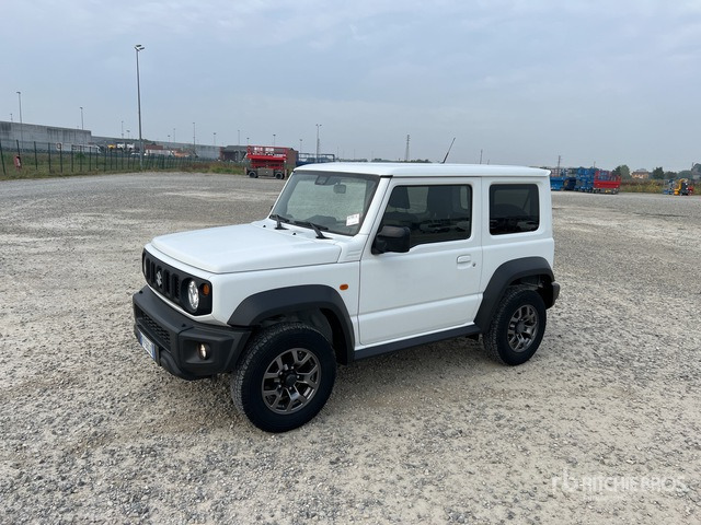 2019 Suzuki Jimny 1.5 Top 4wd allgrip 75KW/102CV SUV - Внедорожник: фото 1 2019 Suzuki Jimny 1.5 Top 4wd allgrip 75KW/102CV SUV - Внедорожник: фото 1