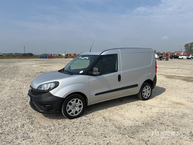 2021 Fiat Doblo CARGO CH1 LOUNGE 1.6 MJET 120CV ... Van Truck - Легковой фургон: фото 3 2021 Fiat Doblo CARGO CH1 LOUNGE 1.6 MJET 120CV ... Van Truck - Легковой фургон: фото 3