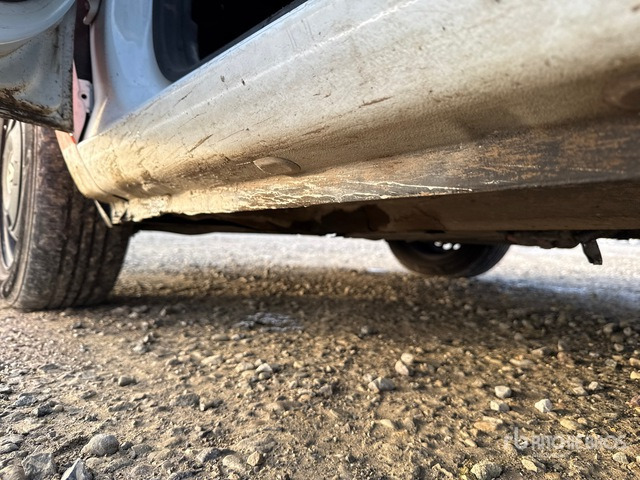 Грузовик с закрытым кузовом 2022 Renault Van Truck: фото 6