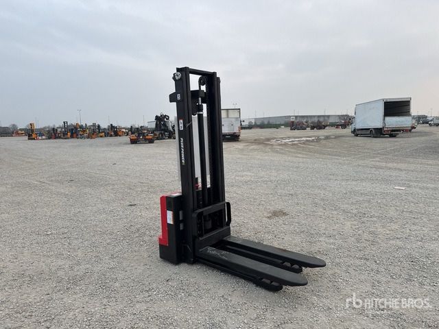 2025 Plus Power ES15-ES Electric Stacker - Штабелер: фото 4 2025 Plus Power ES15-ES Electric Stacker - Штабелер: фото 4
