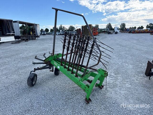Faza GR340-9 Hay Rake - Сеноворошилка: фото 1 Faza GR340-9 Hay Rake - Сеноворошилка: фото 1
