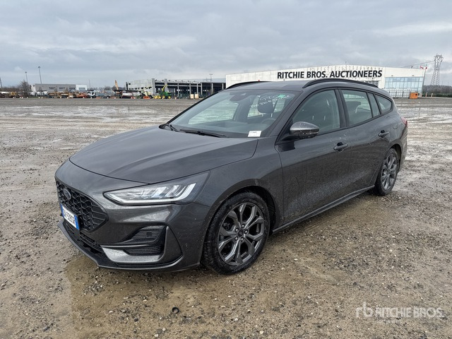 Ford Focus Automobile - Легковой автомобиль: фото 1 Ford Focus Automobile - Легковой автомобиль: фото 1