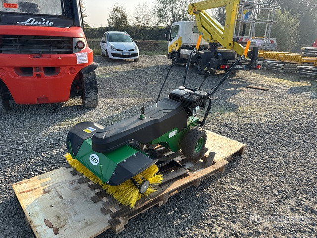 Geo SSG5580C Broom Tractor - Подметально-уборочная машина: фото 1 Geo SSG5580C Broom Tractor - Подметально-уборочная машина: фото 1