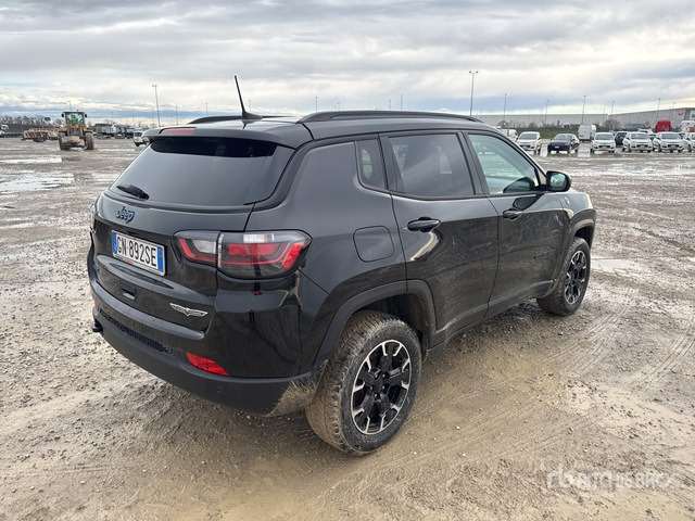 Jeep Compass SUV - Внедорожник: фото 3 Jeep Compass SUV - Внедорожник: фото 3