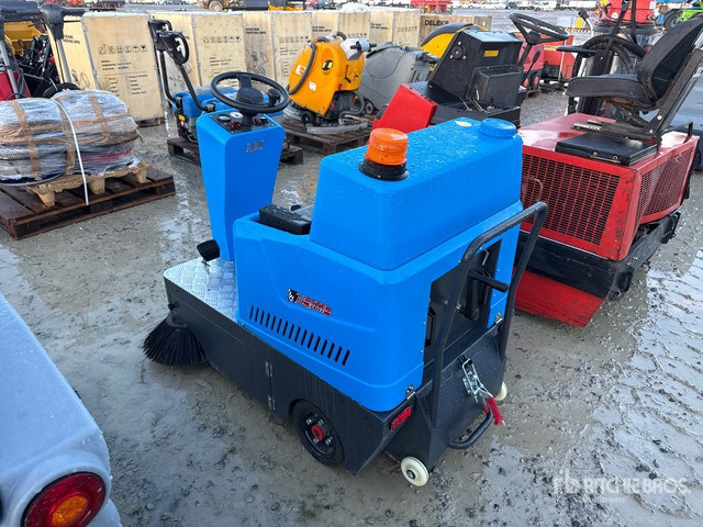 Kaster WE-1200 Broom Tractor - Подметально-уборочная машина: фото 2 Kaster WE-1200 Broom Tractor - Подметально-уборочная машина: фото 2