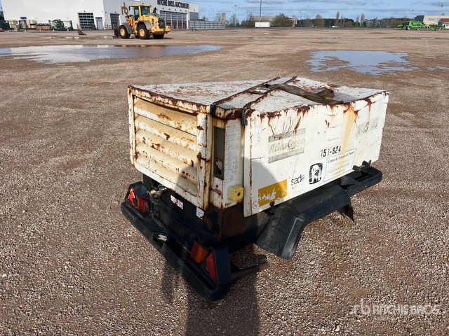 2000 Atlas Copco XAS46 Compresseur A Air (Inoperable) Air Compressor - Воздушный компрессор: фото 3 2000 Atlas Copco XAS46 Compresseur A Air (Inoperable) Air Compressor - Воздушный компрессор: фото 3