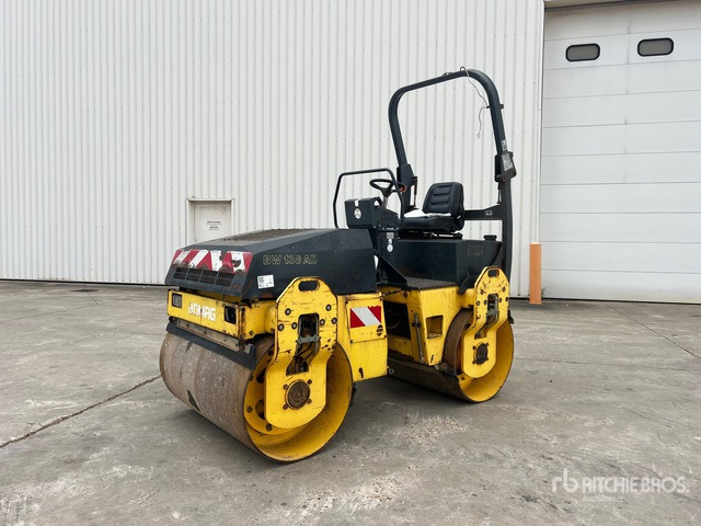 2006 Bomag BW138AD Compacteur Vibrant Tandem Double Drum Roller - Дорожный каток: фото 1 2006 Bomag BW138AD Compacteur Vibrant Tandem Double Drum Roller - Дорожный каток: фото 1