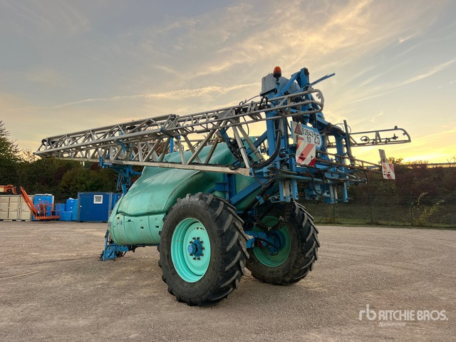 2008 Berthoud Tenor 55-60 DP Tronic 42 m High Clearance Pulverisate ... Pull-Type Sprayer - Прицепной опрыскиватель: фото 4 2008 Berthoud Tenor 55-60 DP Tronic 42 m High Clearance Pulverisate ... Pull-Type Sprayer - Прицепной опрыскиватель: фото 4
