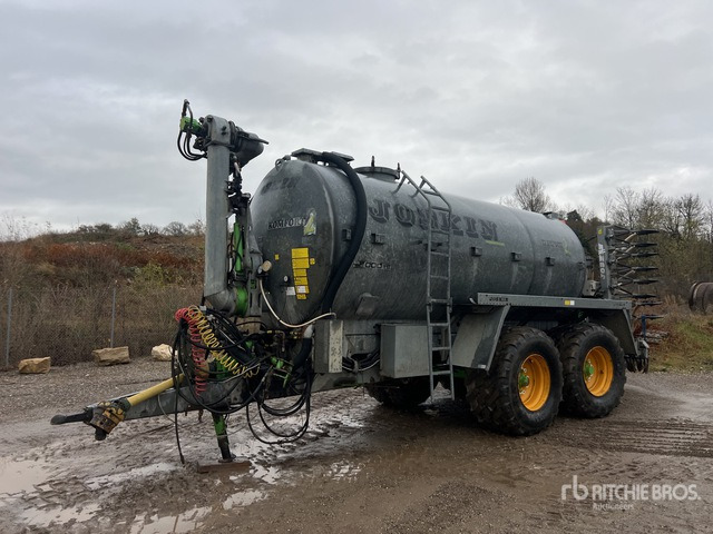 2009 Joskin 14000TS 6 m Liquid T/A Tonne A Lisier 2 ... Liquid Manure Spreader - Навозоразбрасыватель: фото 1 2009 Joskin 14000TS 6 m Liquid T/A Tonne A Lisier 2 ... Liquid Manure Spreader - Навозоразбрасыватель: фото 1