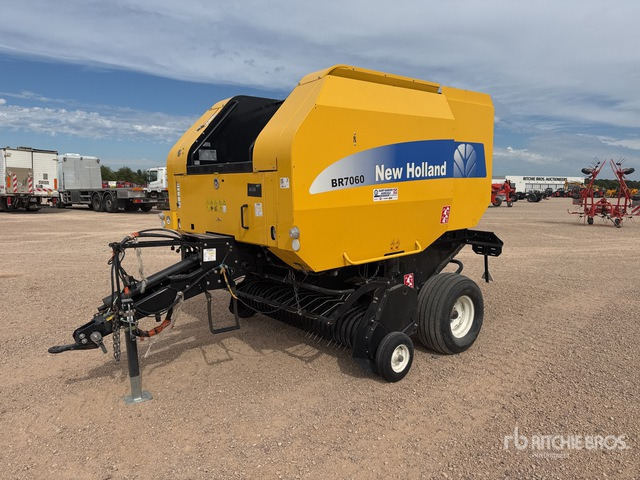 2013 New Holland BR7060 Presse A Balles Rondes Round Baler - Пресс-подборщик рулонный: фото 1 2013 New Holland BR7060 Presse A Balles Rondes Round Baler - Пресс-подборщик рулонный: фото 1