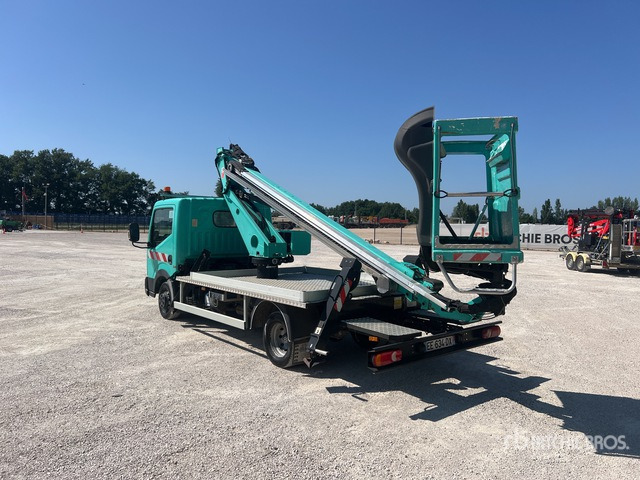 2016 Nissan Cabstar NT400 2016 Oil&Steel Scorpion 1812 16 ... Bucket Truck - Грузовик с подъемником: фото 3 2016 Nissan Cabstar NT400 2016 Oil&Steel Scorpion 1812 16 ... Bucket Truck - Грузовик с подъемником: фото 3