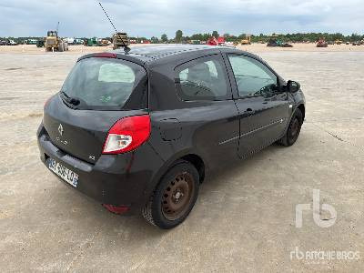 RENAULT CLIO Automobile - Легковой автомобиль: фото 3 RENAULT CLIO Automobile - Легковой автомобиль: фото 3