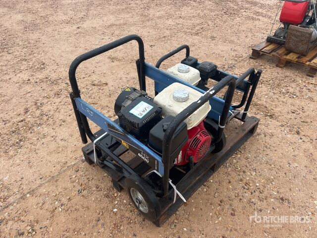Sdmo HX3000 Generator Set - Электрогенератор: фото 3 Sdmo HX3000 Generator Set - Электрогенератор: фото 3